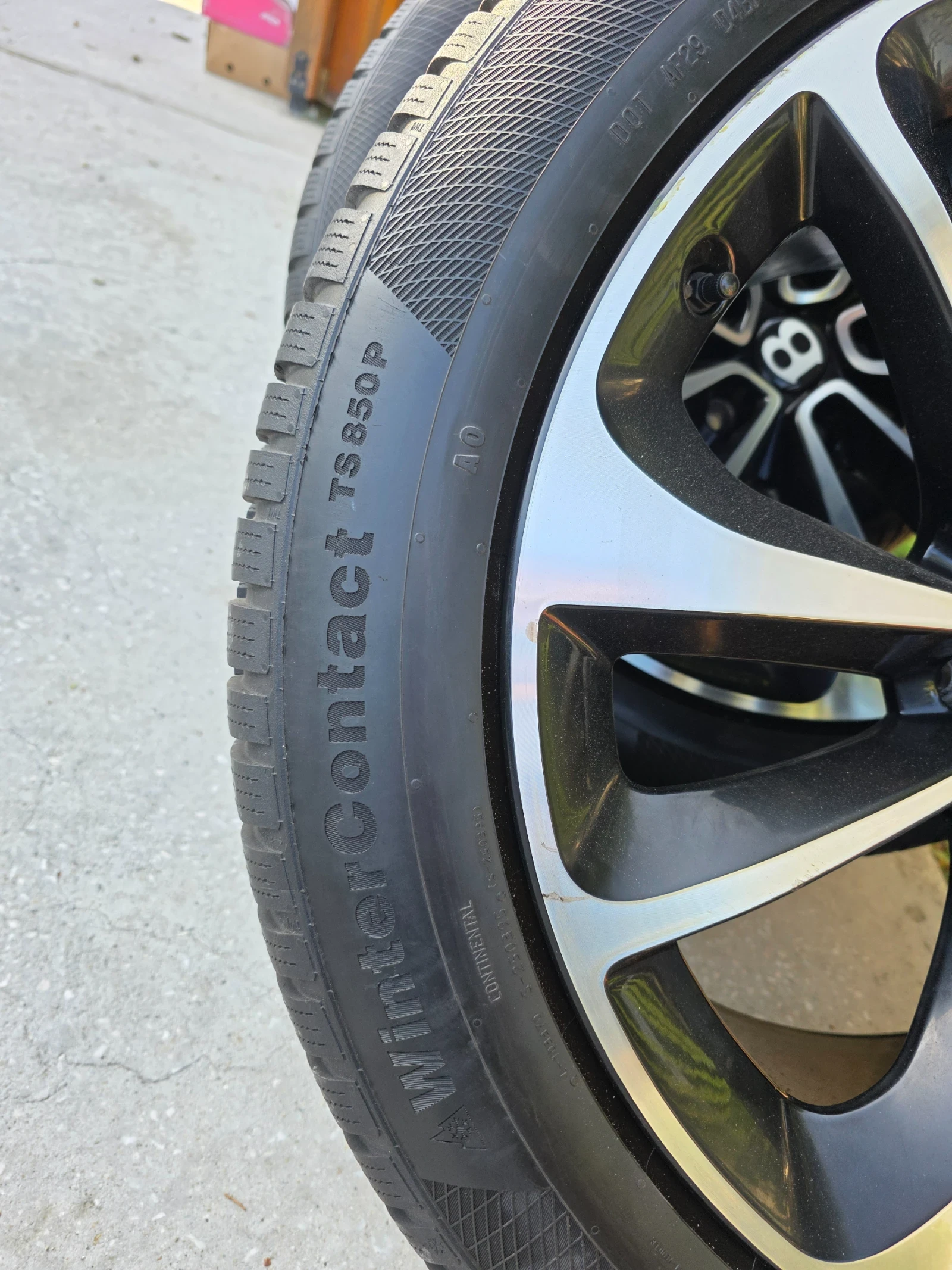    285/45R21  Bentley | Mobile.bg   3