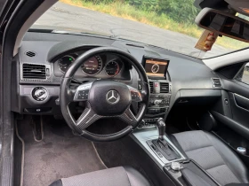 Mercedes-Benz 220, снимка 13