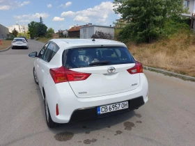Toyota Auris, снимка 15
