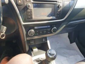 Toyota Auris, снимка 7
