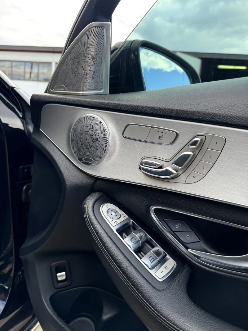 Mercedes-Benz C 350 !НА ЧАСТИ!, снимка 11 - Автомобили и джипове - 52491279