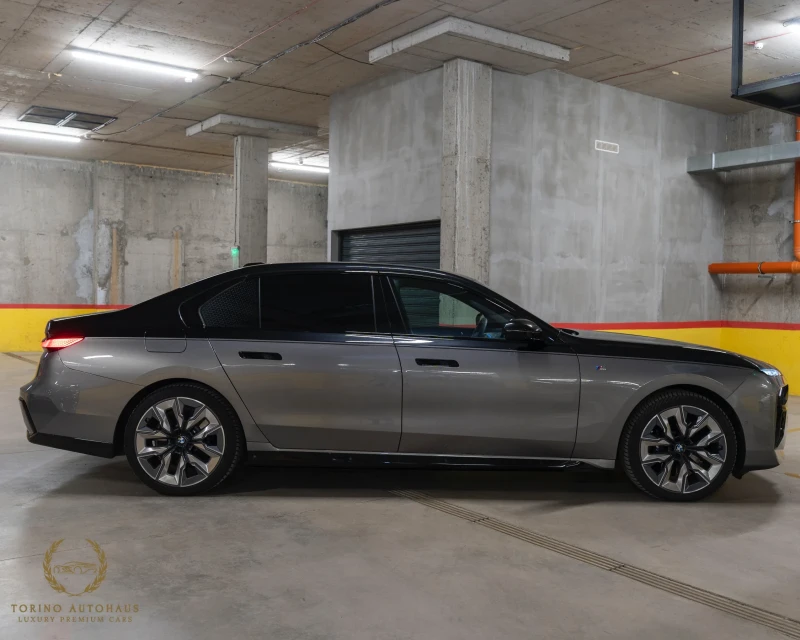 BMW 740 M* LONG* TWO-TONE* CASHMERE* TV* B&W* FULL* TOP* , снимка 6 - Автомобили и джипове - 49574425