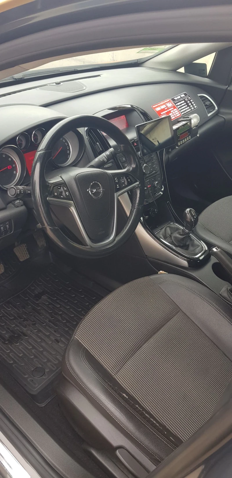 Opel Astra, снимка 8 - Автомобили и джипове - 52702506