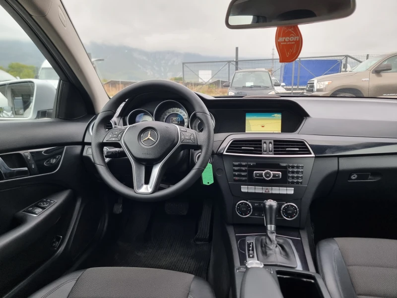Mercedes-Benz C 220 2.2CDI, снимка 15 - Автомобили и джипове - 51831296
