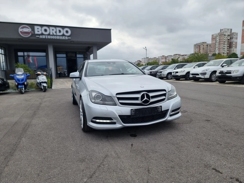 Mercedes-Benz C 220 2.2CDI, снимка 9 - Автомобили и джипове - 51831296