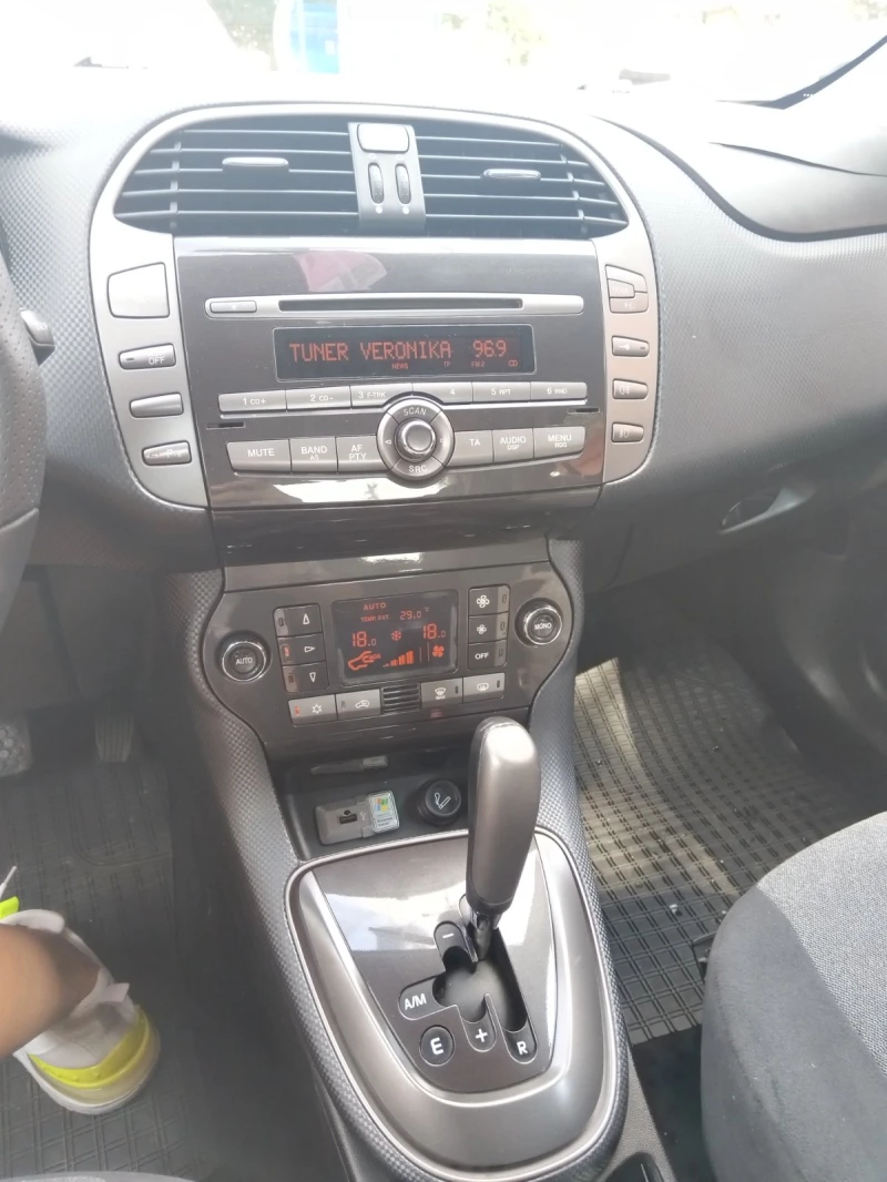 Fiat Bravo, снимка 5 - Автомобили и джипове - 52242711