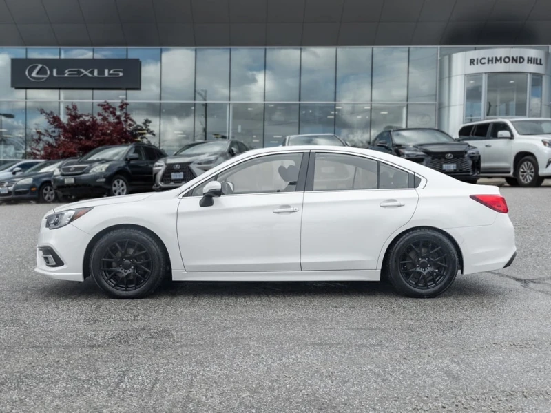 Subaru Legacy * 2.5i Touring SAFETY CERTIFIED I WINTER TIRES INC, снимка 4 - Автомобили и джипове - 52923886