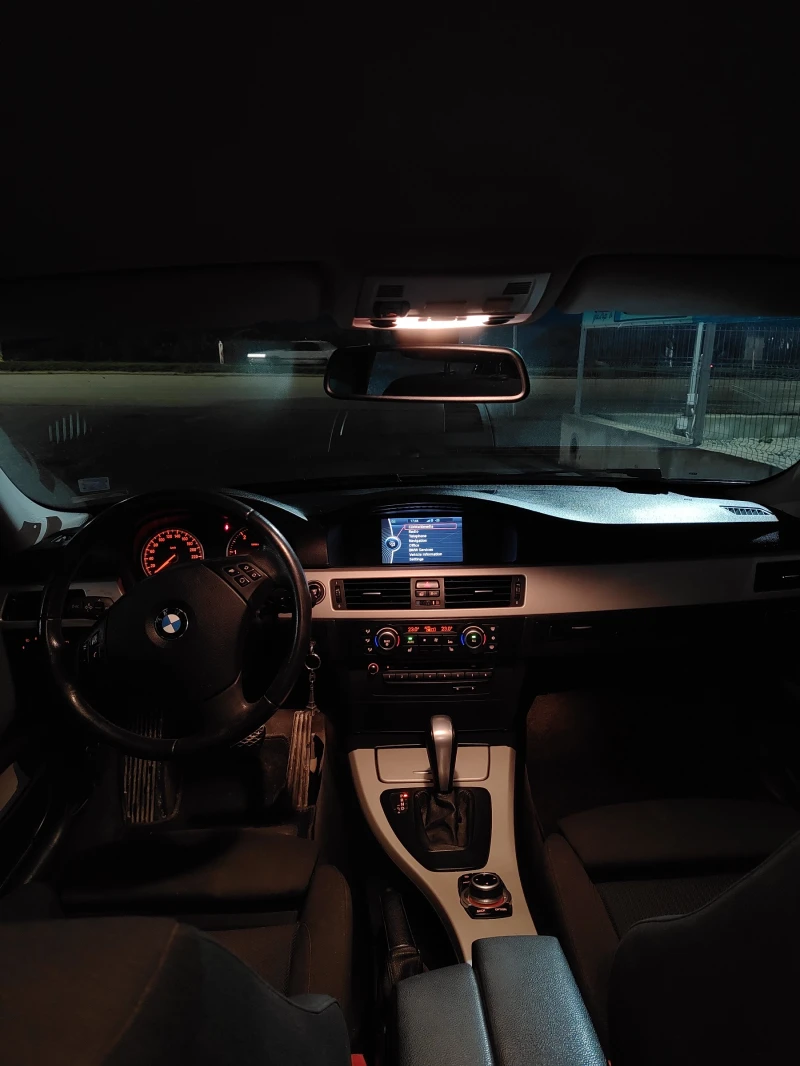 BMW 320 d, снимка 8 - Автомобили и джипове - 52976453