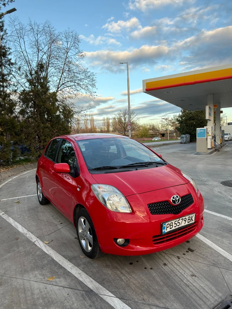 Toyota Yaris D-4D, снимка 2 - Автомобили и джипове - 53047413