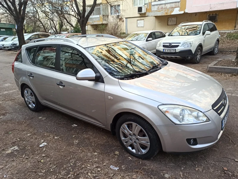 Kia Ceed, снимка 2 - Автомобили и джипове - 53144525