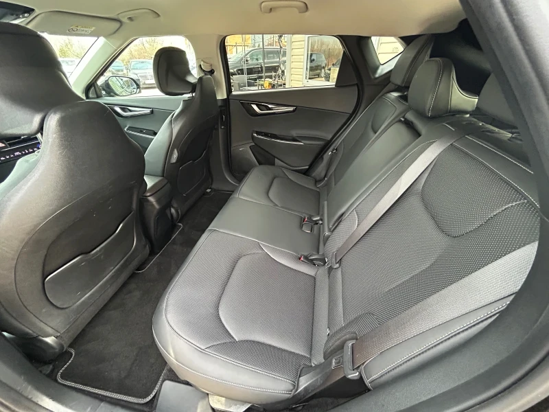Kia EV6 77.4KW* MERIDIAN* MEMORY* ВЕНТИЛАЦИЯ, снимка 13 - Автомобили и джипове - 53263996