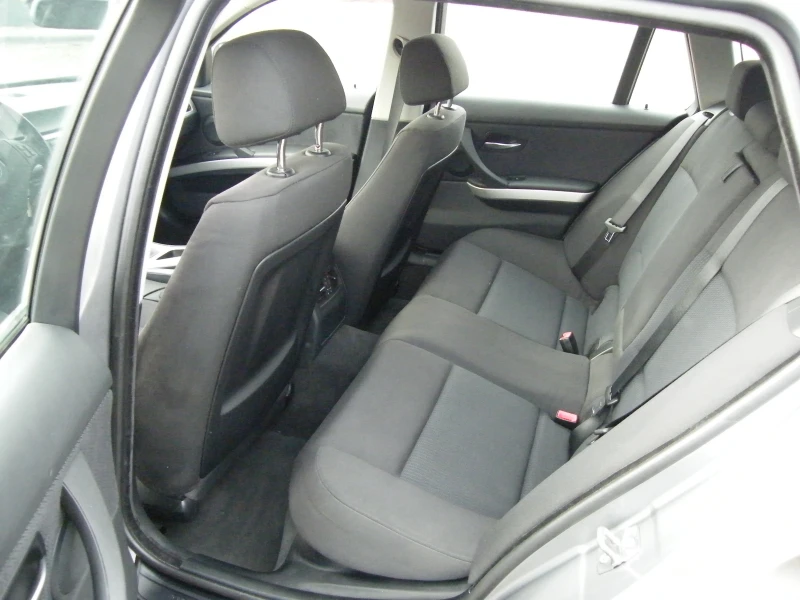 BMW 320 2.0 FACELIFT, снимка 11 - Автомобили и джипове - 53284306