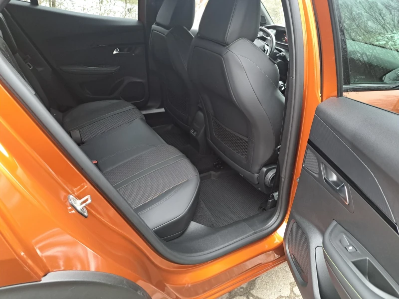 Peugeot 2008 2008 GT-Lain, снимка 10 - Автомобили и джипове - 53365598