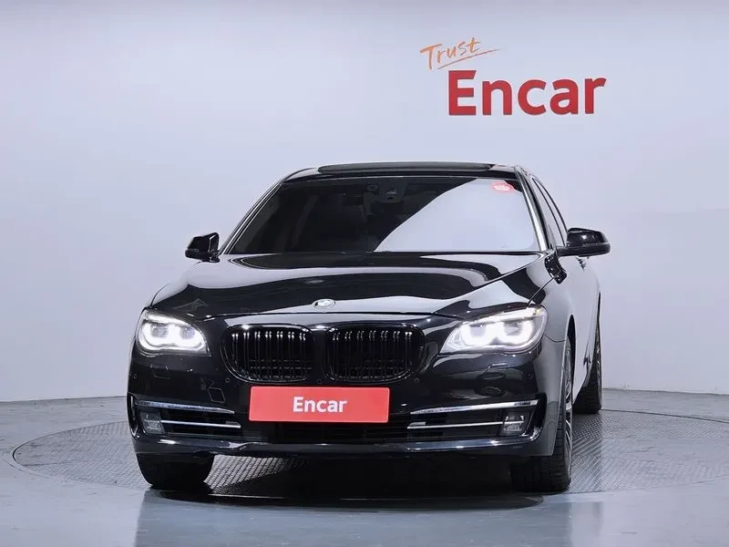 BMW 730, снимка 3 - Автомобили и джипове - 54600934