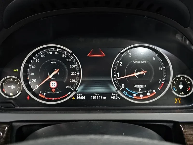 BMW 730, снимка 8 - Автомобили и джипове - 54600934