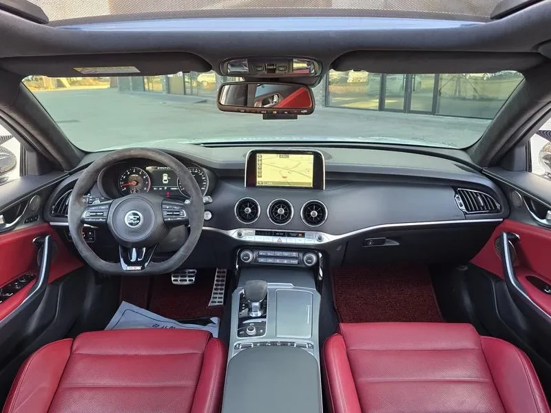Kia Stinger 3.3 TURBO GT* 4X4* HEAD UP* 360* ���������* ������ | Mobile.bg � ����������� 6