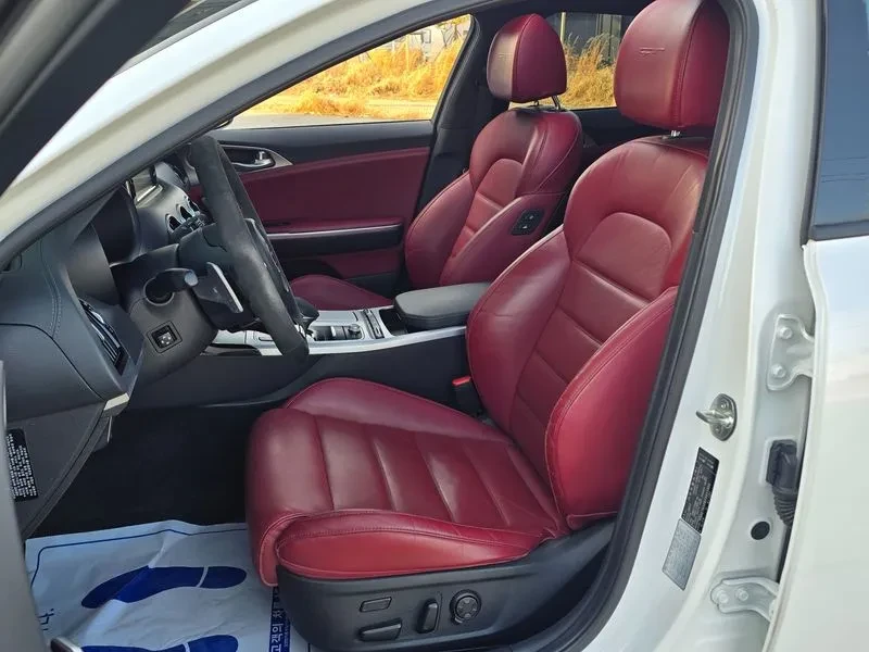 Kia Stinger 3.3 TURBO GT* 4X4* HEAD UP* 360* ���������* ������ | Mobile.bg � ����������� 7