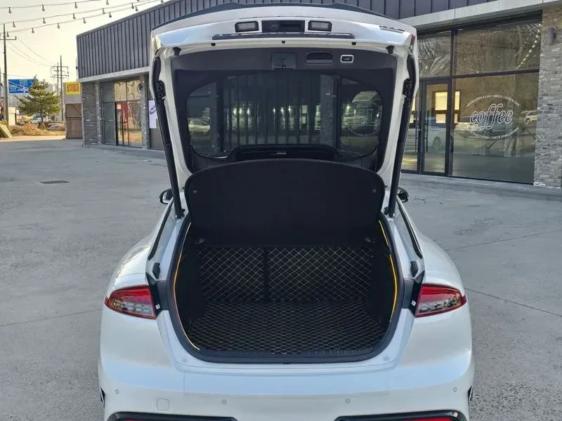 Kia Stinger 3.3 TURBO GT* 4X4* HEAD UP* 360* ���������* ������ | Mobile.bg � ����������� 17