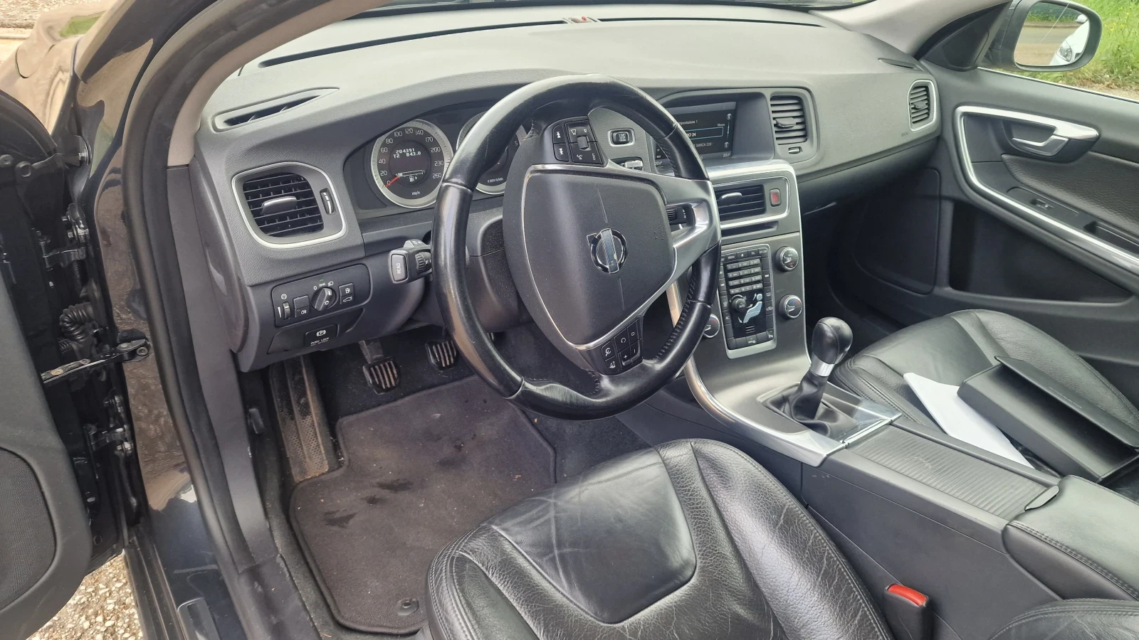 Volvo V60 1.6D  - изображение 7