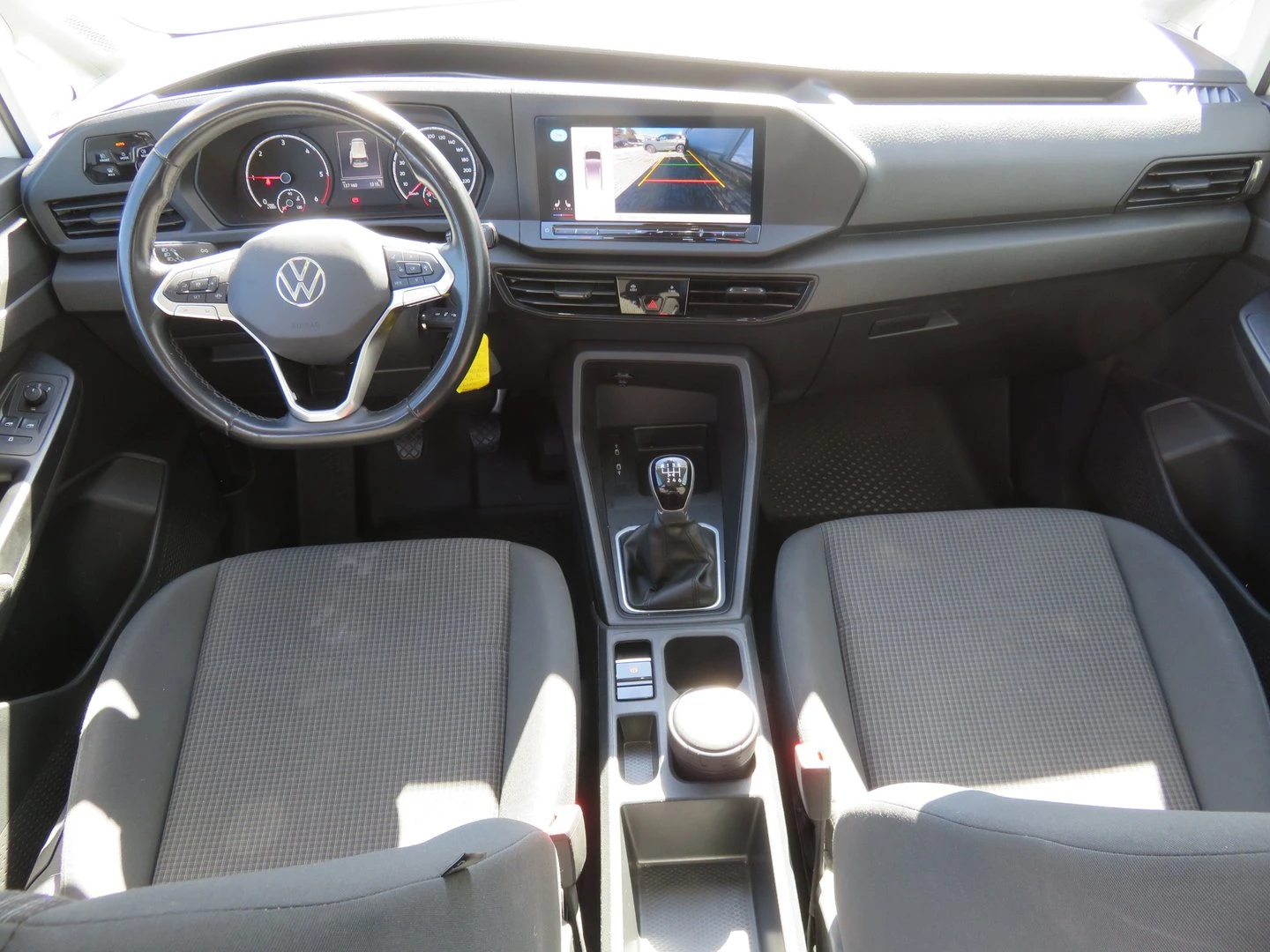 VW Caddy Maxi TDI 7 места - изображение 8