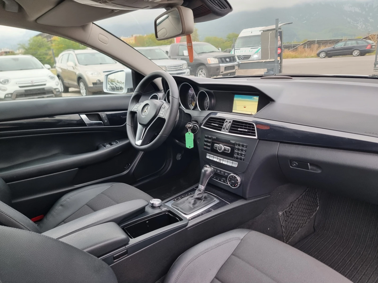 Mercedes-Benz C 220 2.2CDI | Mobile.bg — изображение 16