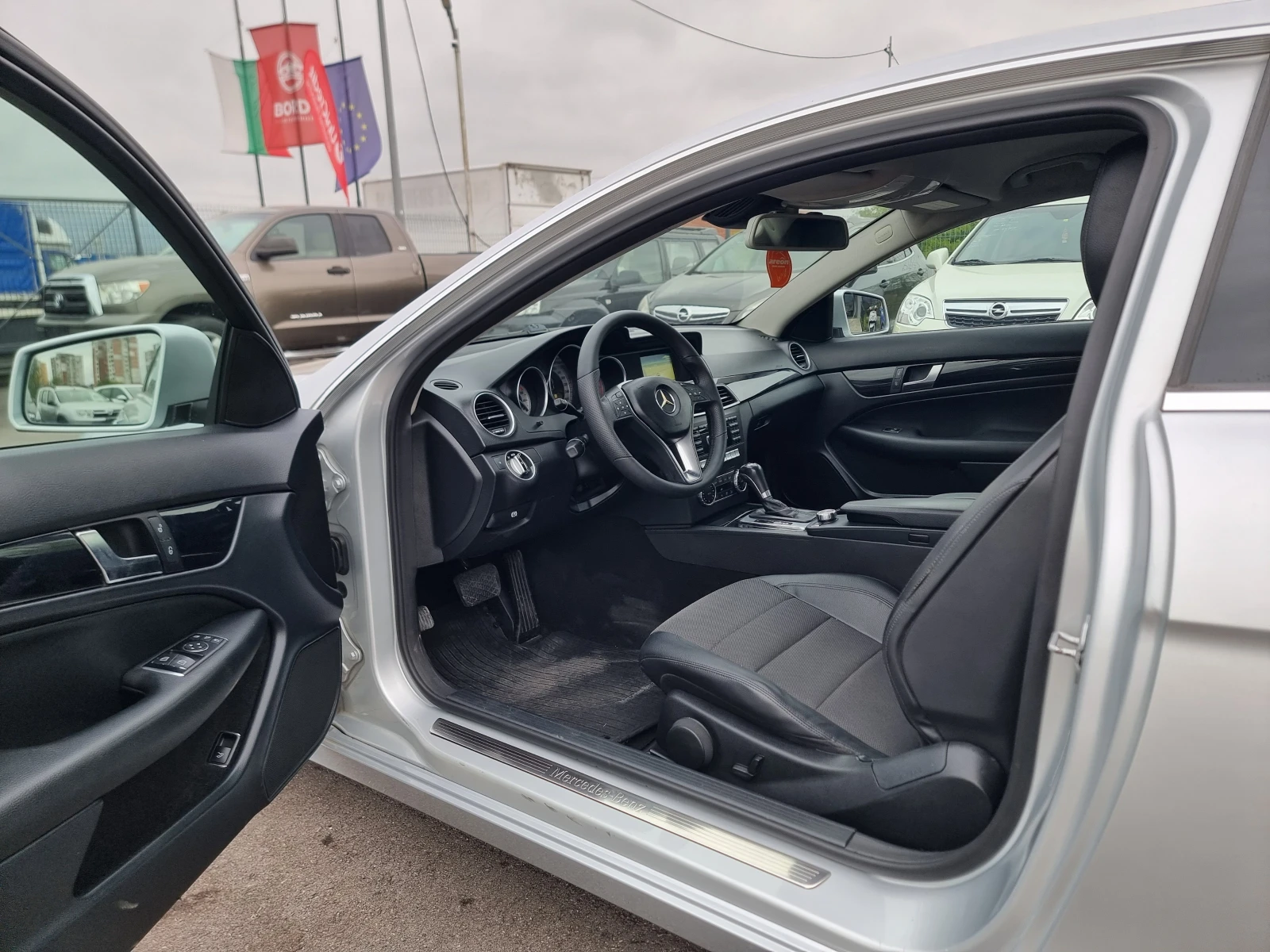 Mercedes-Benz C 220 2.2CDI - изображение 10
