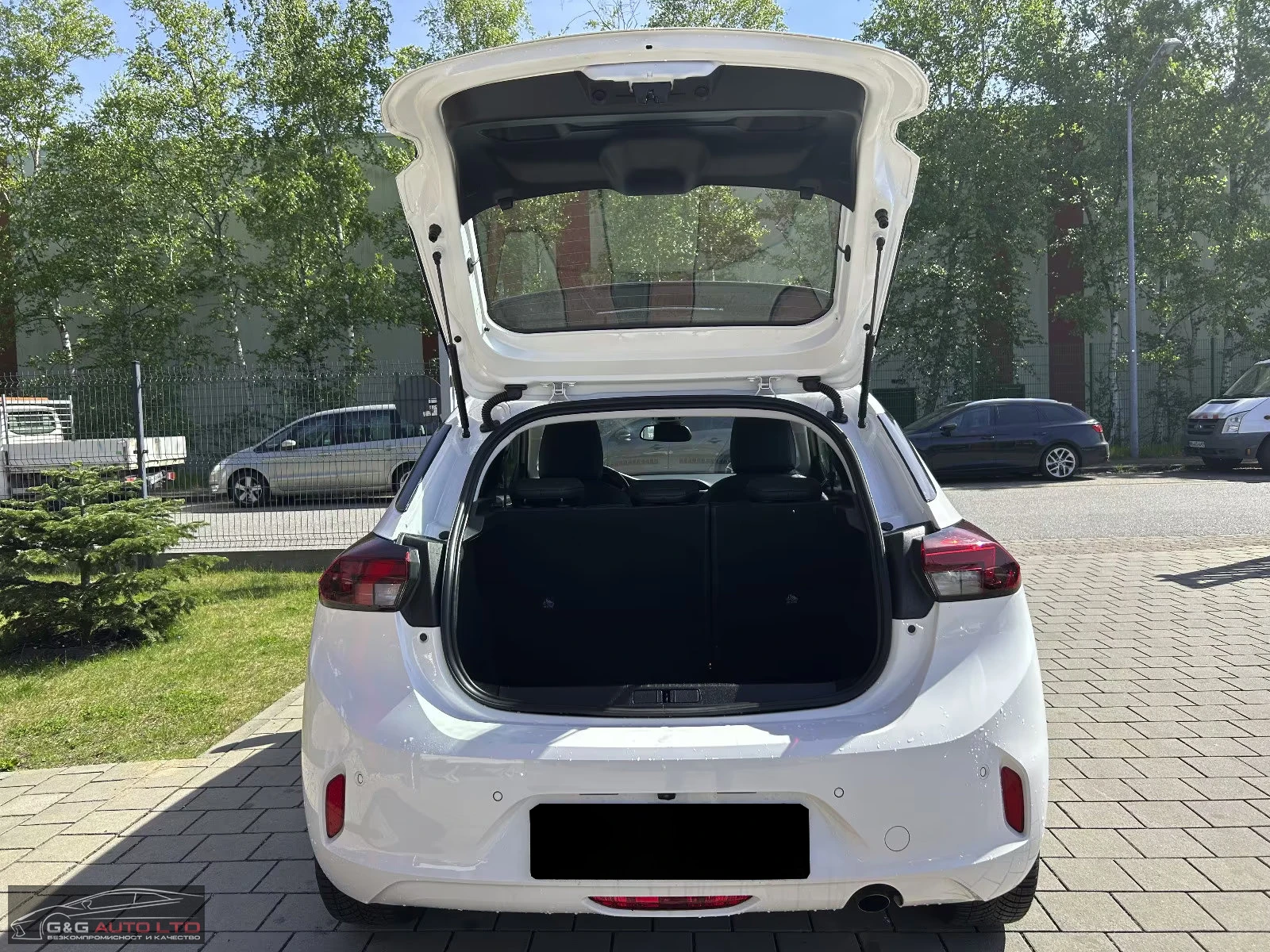 Opel Corsa F-ELEGANCE/102HP/CAM/NAVI/LED/CPLAY/L.ASSIST/426g - изображение 9