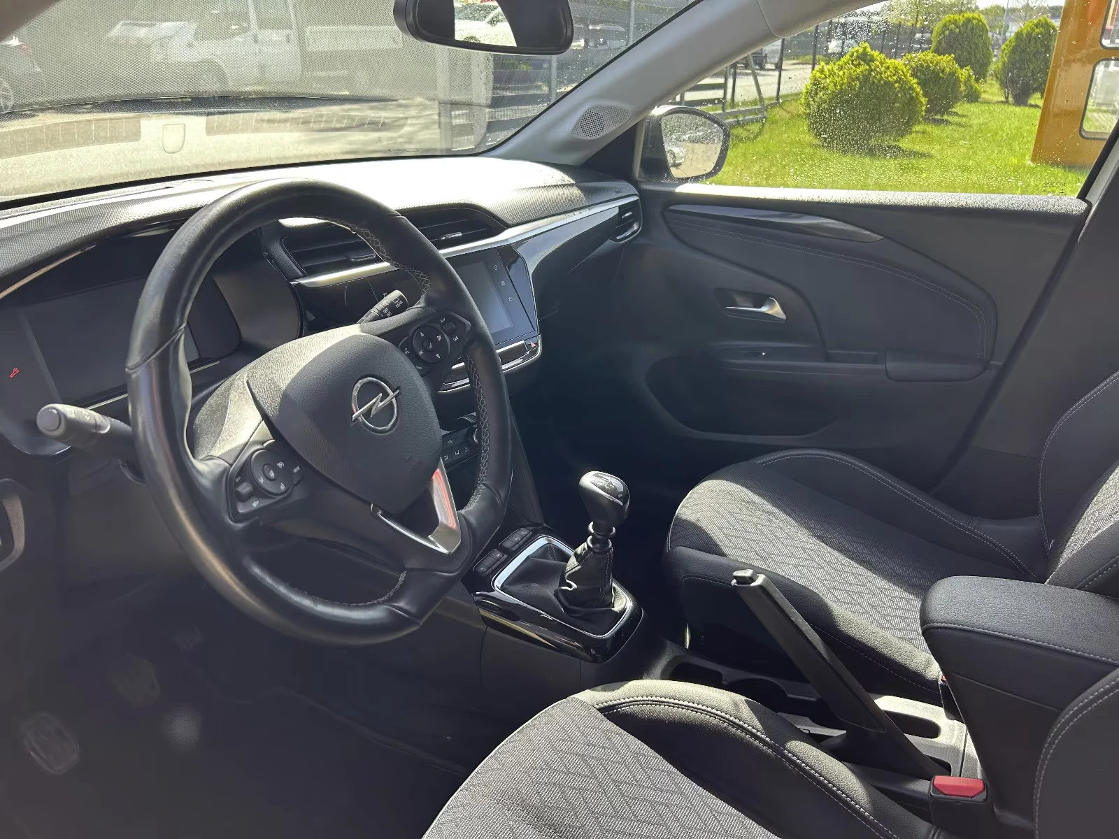 Opel Corsa F-ELEGANCE/102HP/CAM/NAVI/LED/CPLAY/L.ASSIST/426g - изображение 10