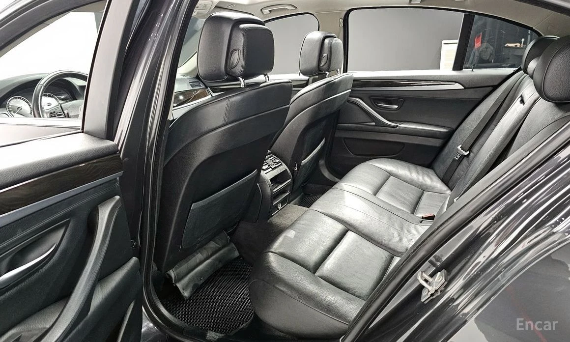 BMW 520  - изображение 10