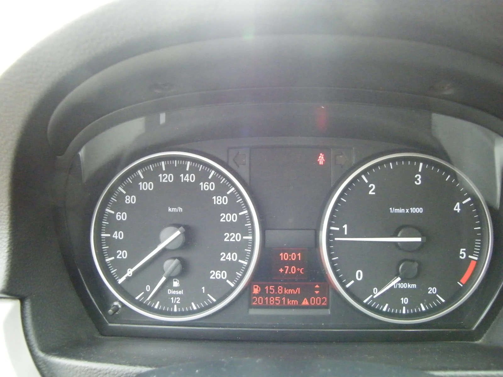 BMW 320 2.0 FACELIFT - изображение 8