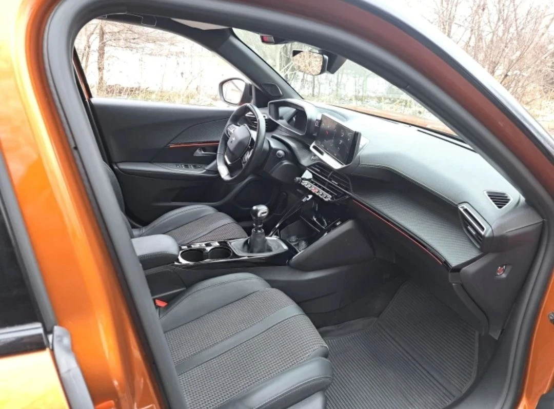 Peugeot 2008 2008 GT, снимка 15 - Автомобили и джипове - 53365598
