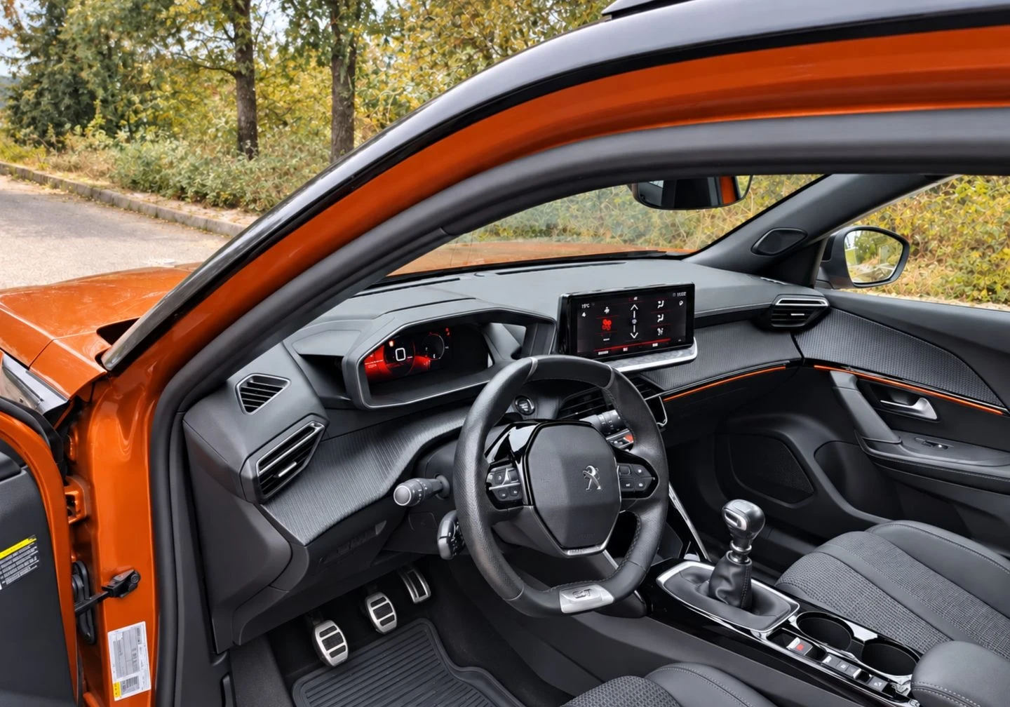 Peugeot 2008 2008 GT, снимка 16 - Автомобили и джипове - 53365598