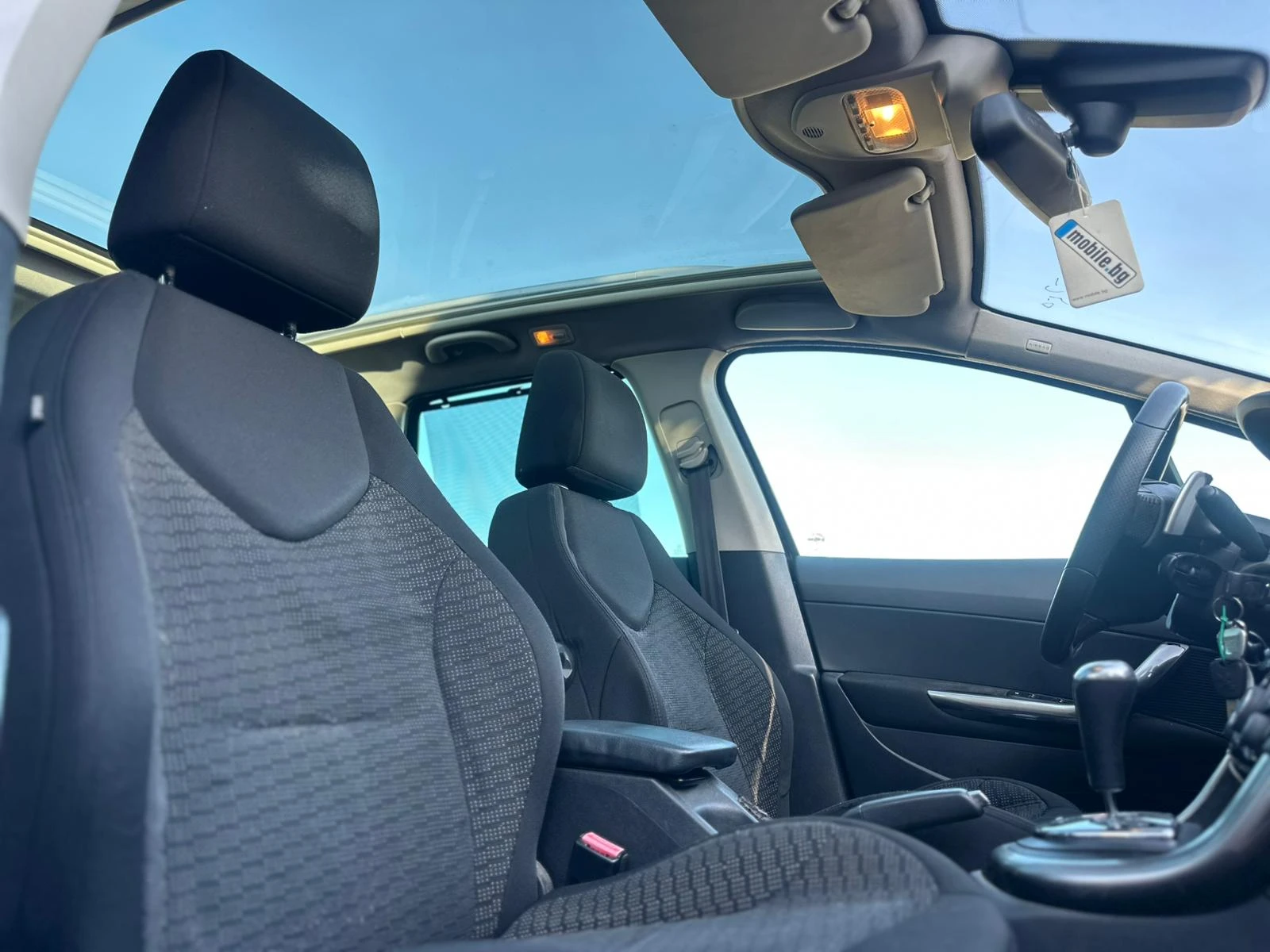 Peugeot 308 / 1.6HDI / EURO 5 /, снимка 10 - Автомобили и джипове - 53903051