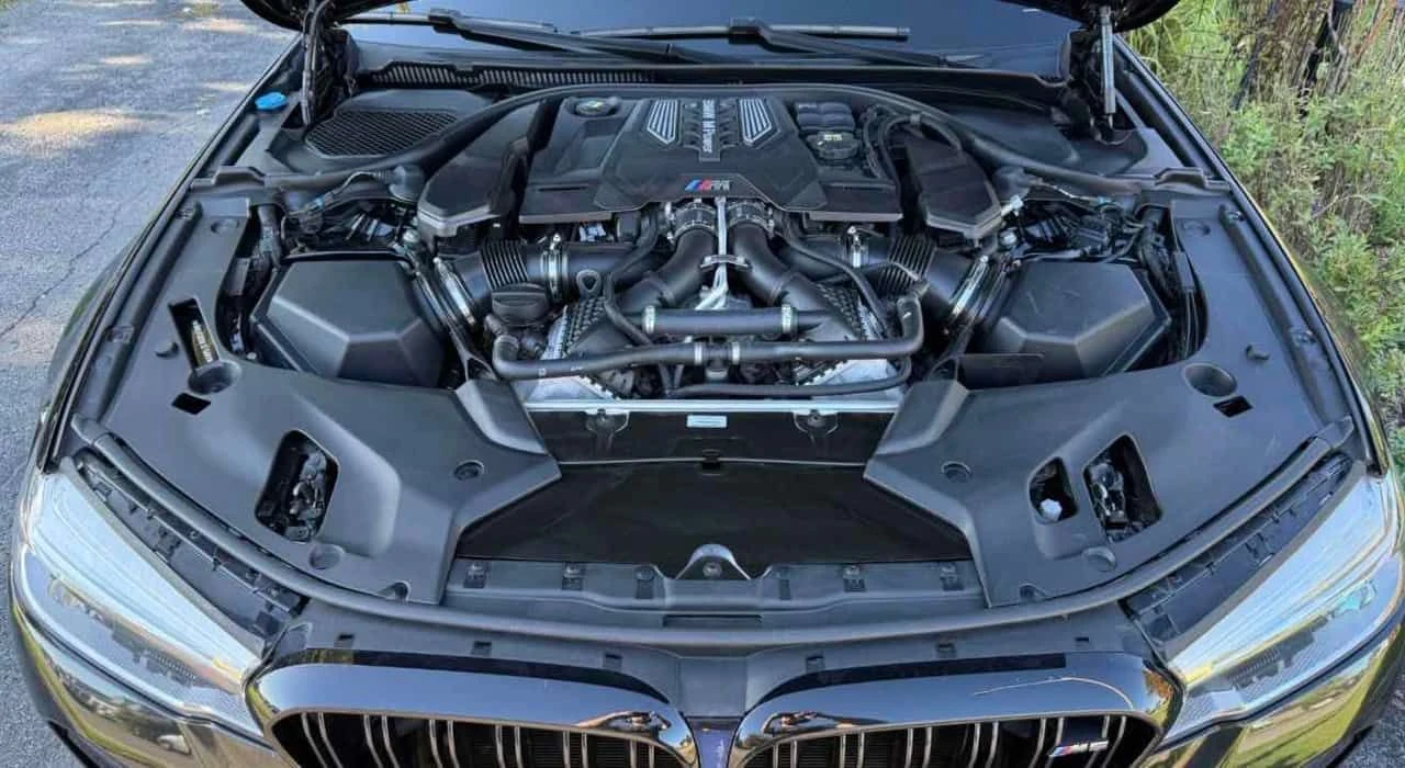 BMW M5 * Sedan * CARFAX * ЦЕНА ДО БГ, снимка 11 - Автомобили и джипове - 53916651