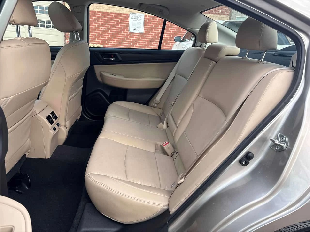 Subaru Legacy * 4dr Sdn CVT 2.5i w/Limited & Tech Pkg* 2 КЛЮЧА* , снимка 16 - Автомобили и джипове - 54159657