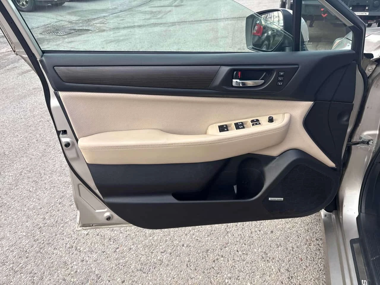 Subaru Legacy * 4dr Sdn CVT 2.5i w/Limited & Tech Pkg* 2 КЛЮЧА* , снимка 14 - Автомобили и джипове - 54159657