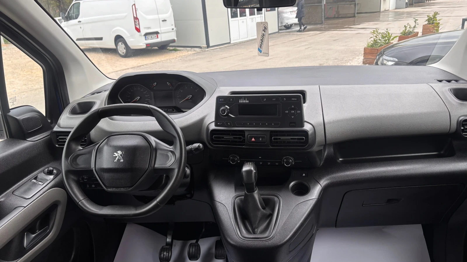 Peugeot Rifter Нов внос от Германия, снимка 9 - Автомобили и джипове - 54208745