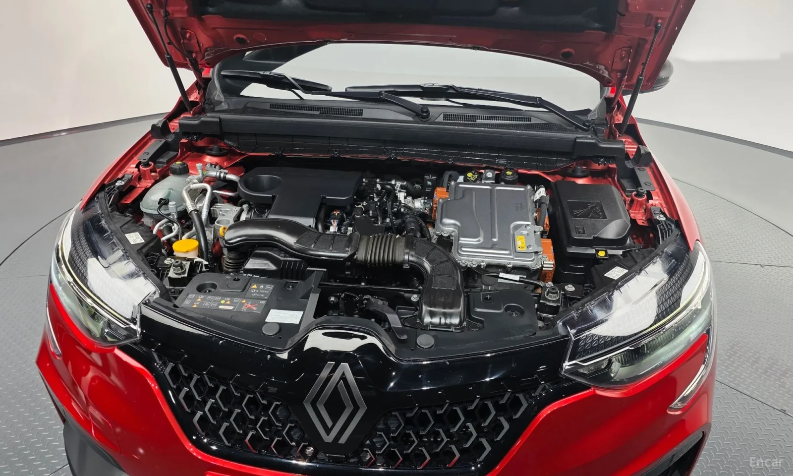 Renault Arkana 1.6 E-TECH Inspire e-shifter, снимка 3 - Автомобили и джипове - 54226219