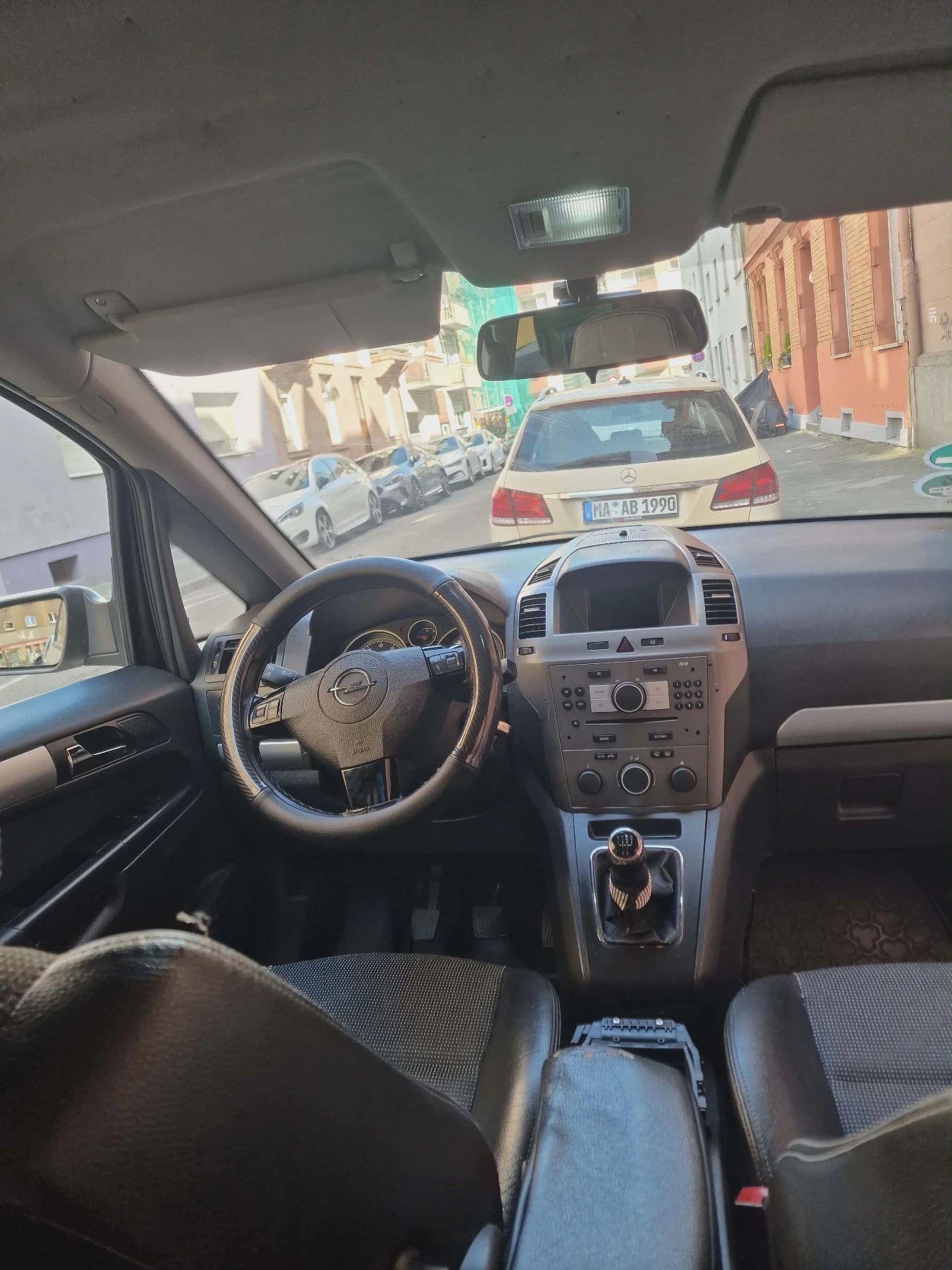 Opel Zafira, снимка 4 - Автомобили и джипове - 54335785