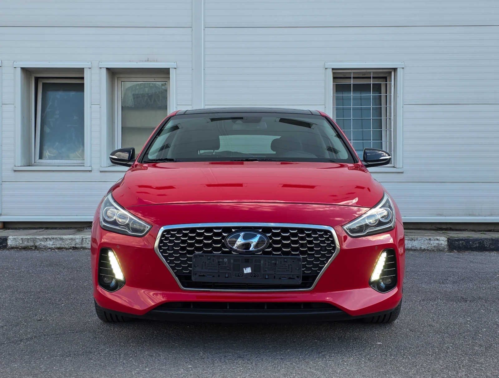 Hyundai I30 1.6 CRDI * FULL* * PANORAMA* , снимка 3 - Автомобили и джипове - 54345584