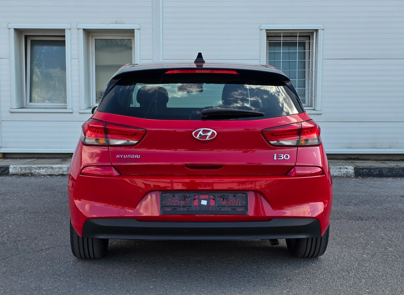 Hyundai I30 1.6 CRDI * FULL* * PANORAMA* , снимка 7 - Автомобили и джипове - 54345584