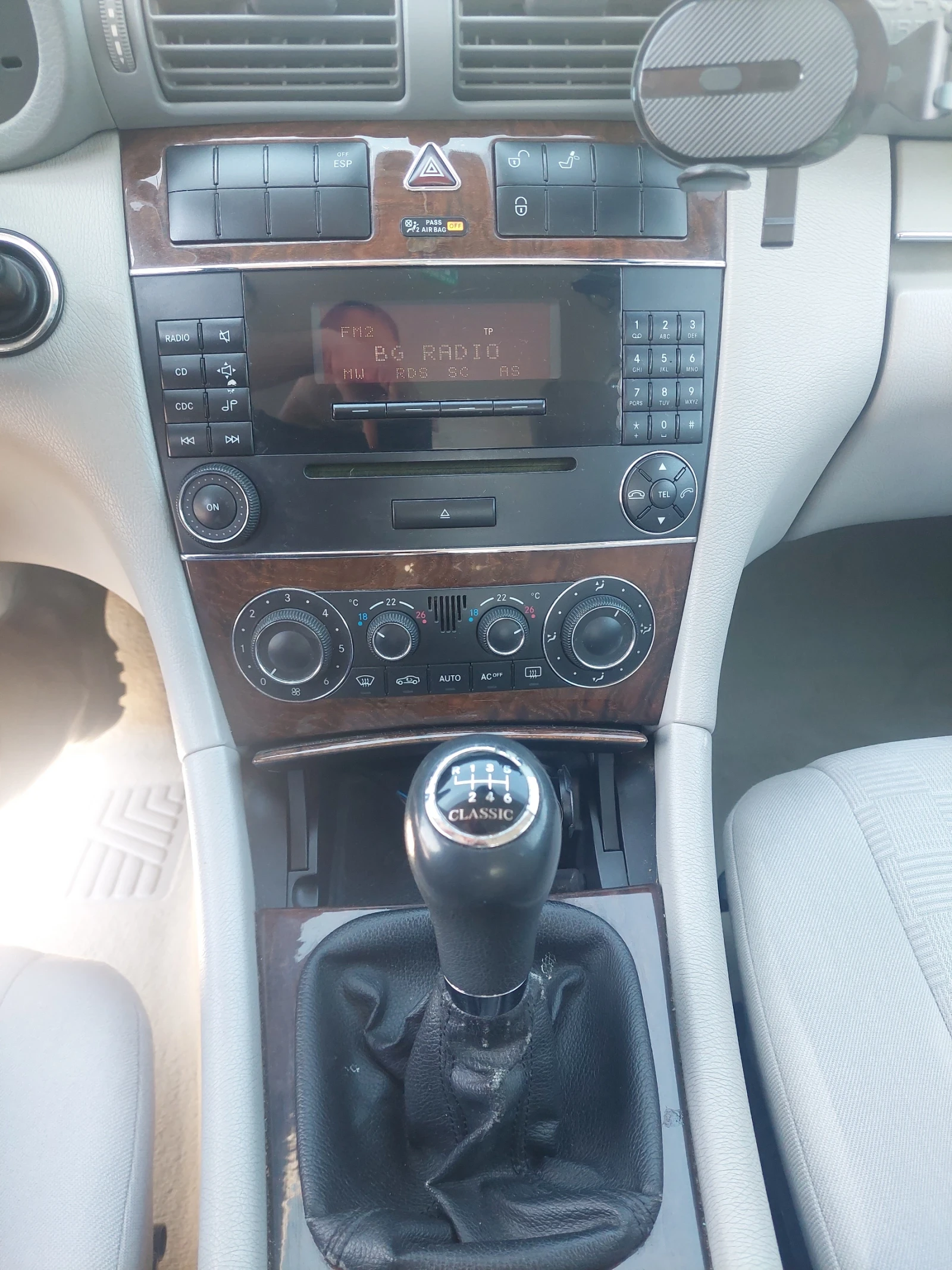 Mercedes-Benz C 180, снимка 15 - Автомобили и джипове - 54492464