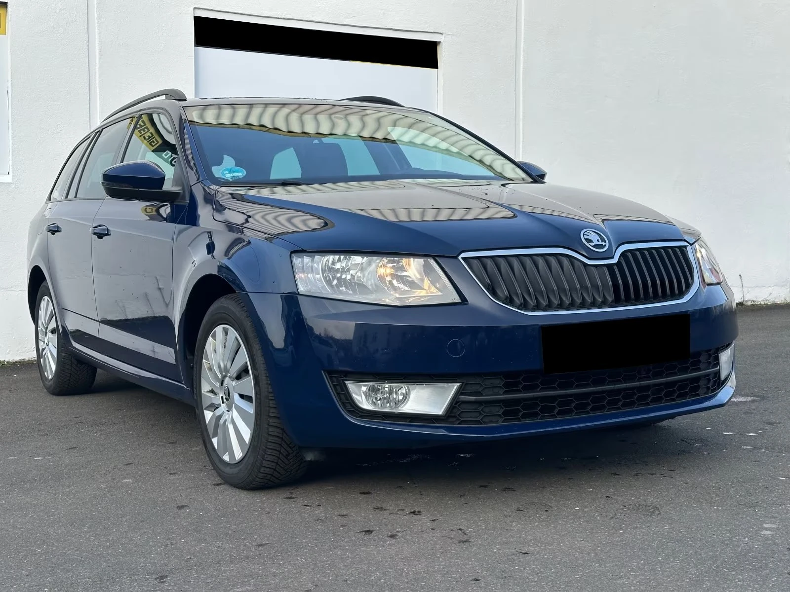 Skoda Octavia COMBI/2.0TDI/DSG/AMBITION| CARPLAY| НАВИ| ПОДГРЕВ|