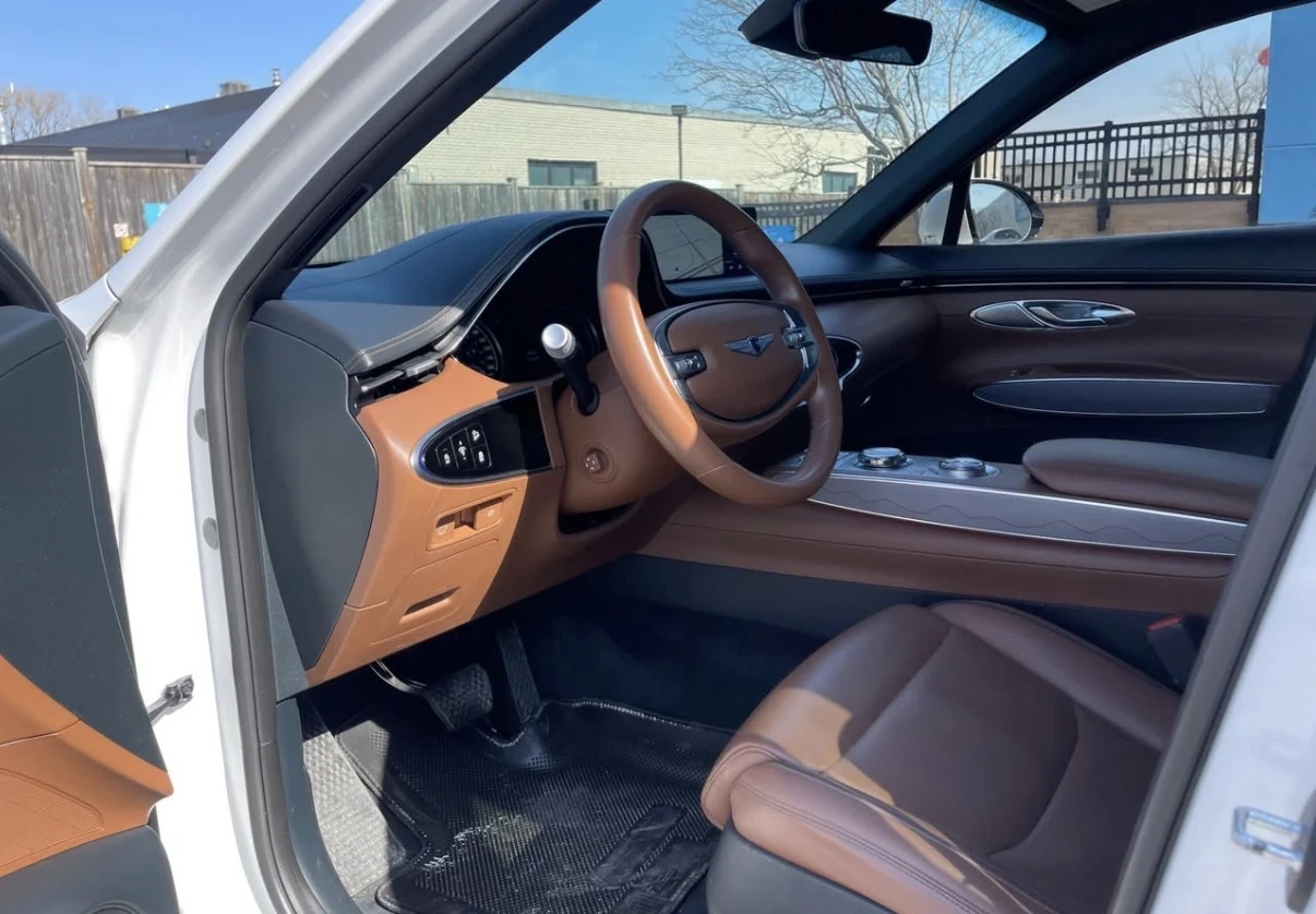 Genesis GV70 ADVANCED PLUS * 2.5T * CARPLAY * ОБДУХВАНЕ * 360 *, снимка 6 - Автомобили и джипове - 55063617
