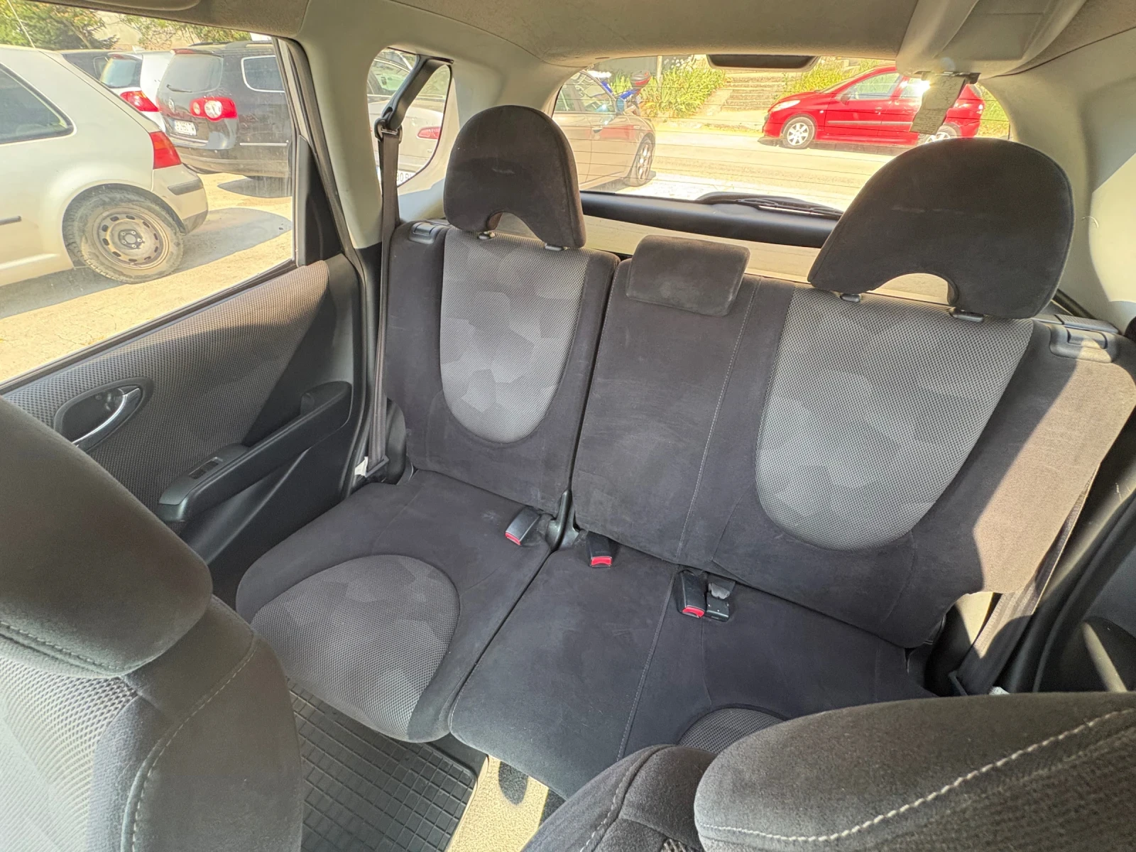 Honda Jazz 1.3 Sport Facelift, снимка 8 - Автомобили и джипове - 55122349