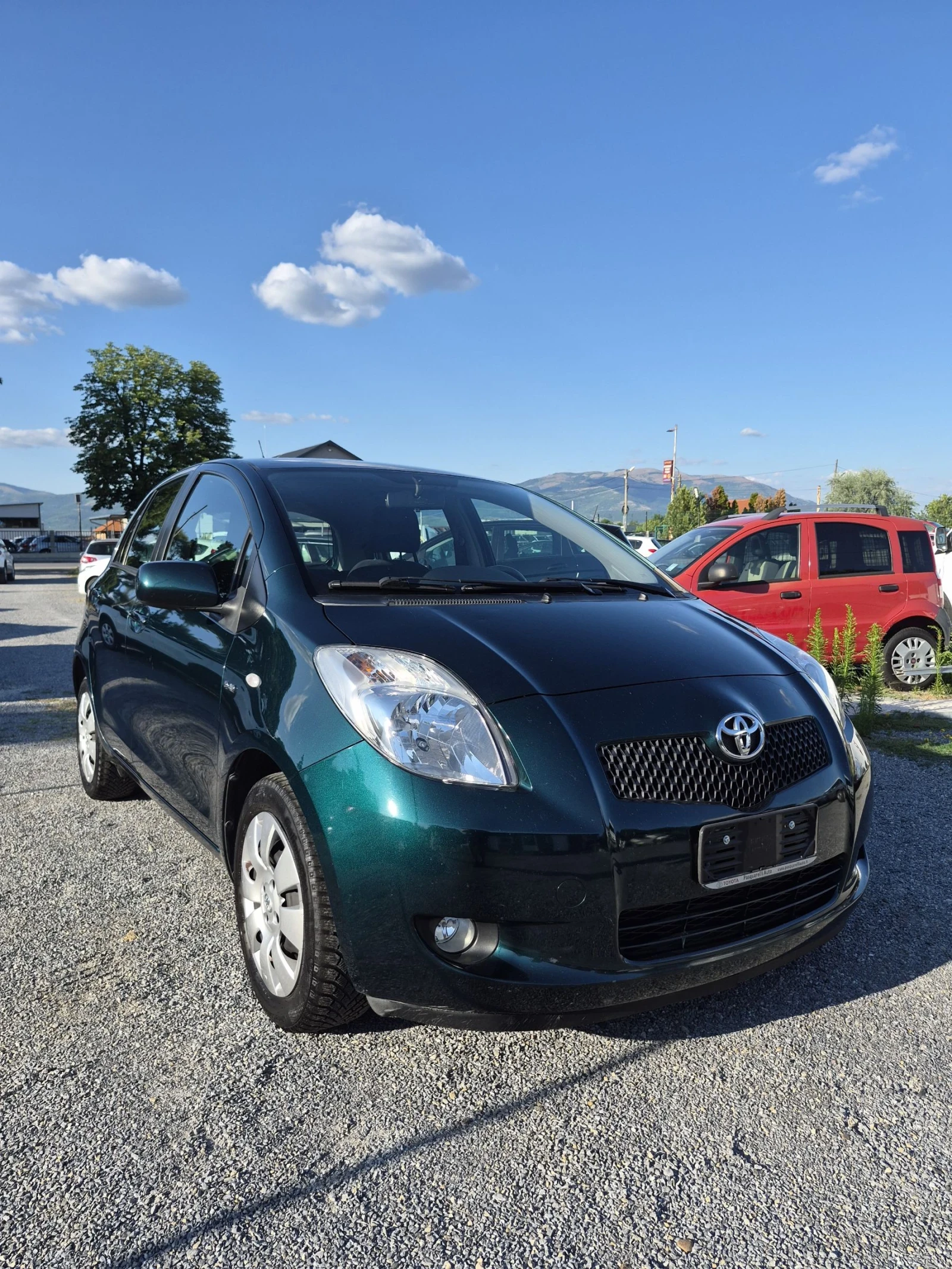 Toyota Yaris 1.4 D4D 90 к.с Като Нов 