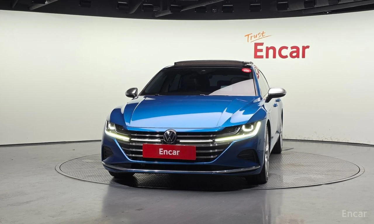 VW Arteon 2.0 TDI Prestige* DISTRONIC* 360* ХЕДЪП* ОБДУХВАНЕ, снимка 2 - Автомобили и джипове - 55451981