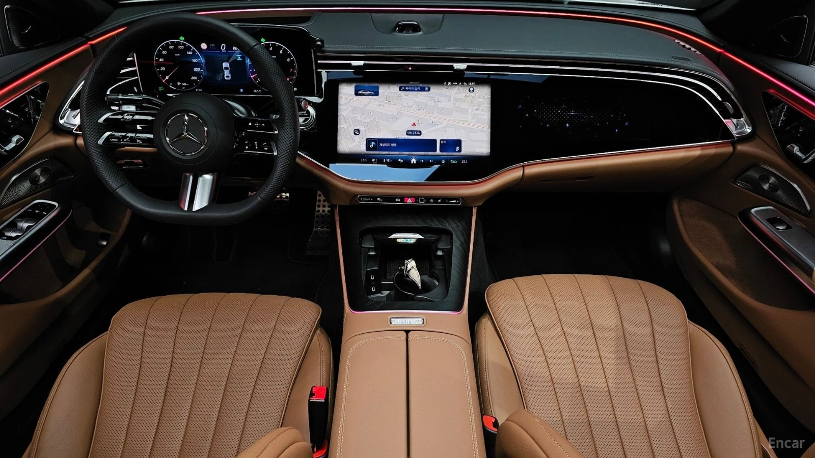 Mercedes-Benz E 450 4MATIC* AMG* ПОДГРЕВ* ОБДУХВАНЕ* ПАНО* 360* HEAD-U, снимка 5 - Автомобили и джипове - 55502026