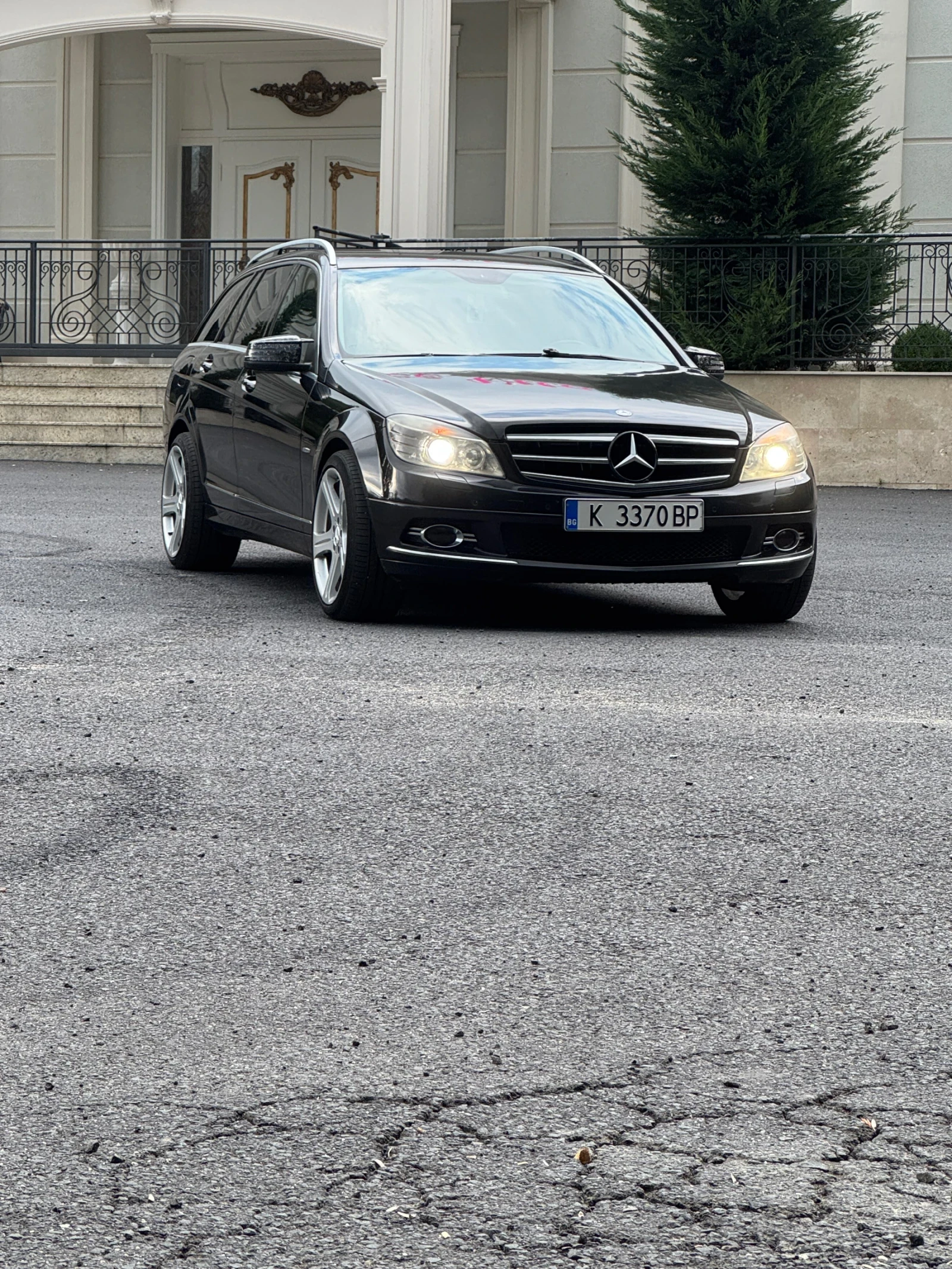 Mercedes-Benz 220, снимка 2 - Автомобили и джипове - 55573836