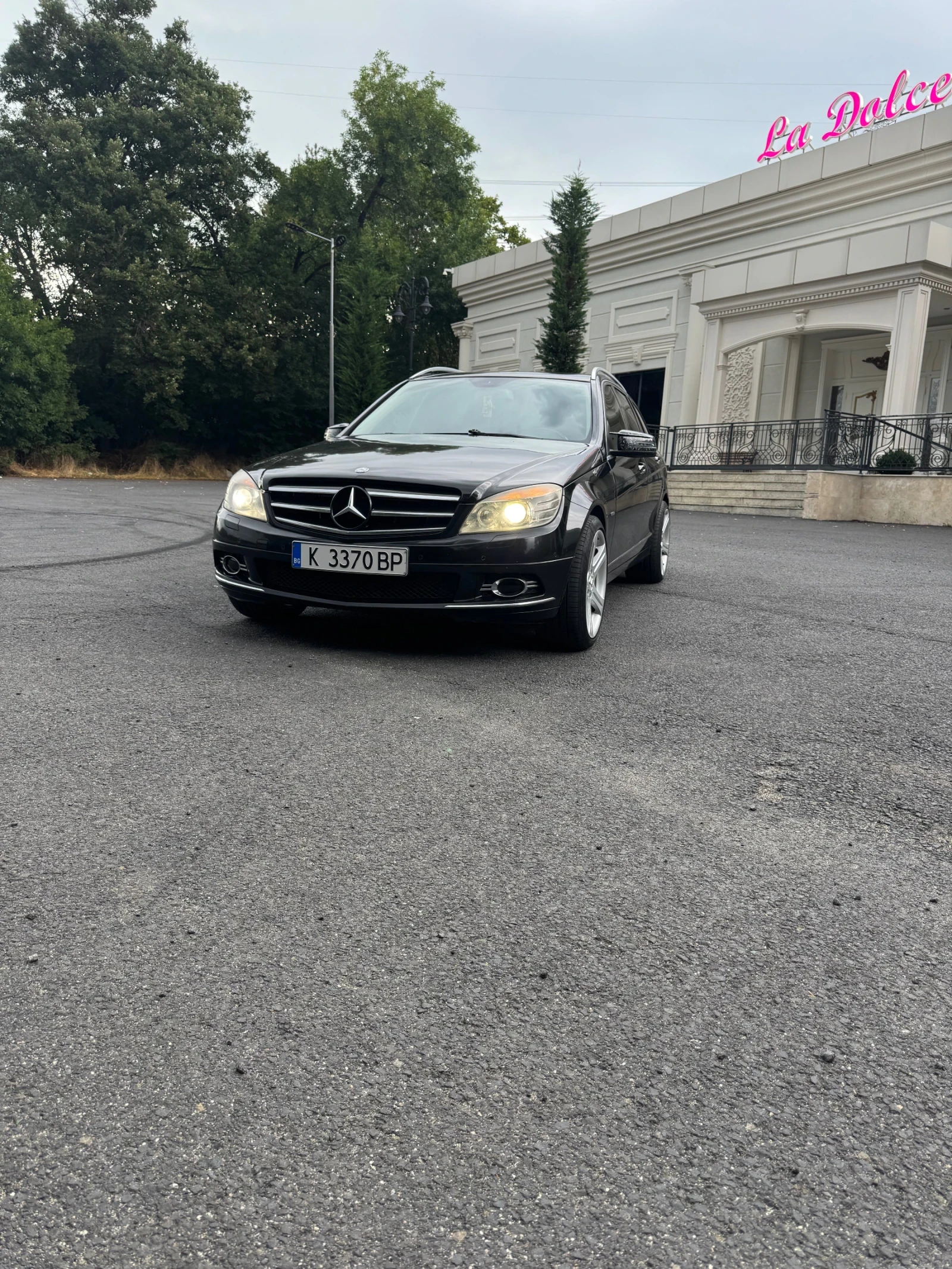 Mercedes-Benz 220, снимка 7 - Автомобили и джипове - 55573836
